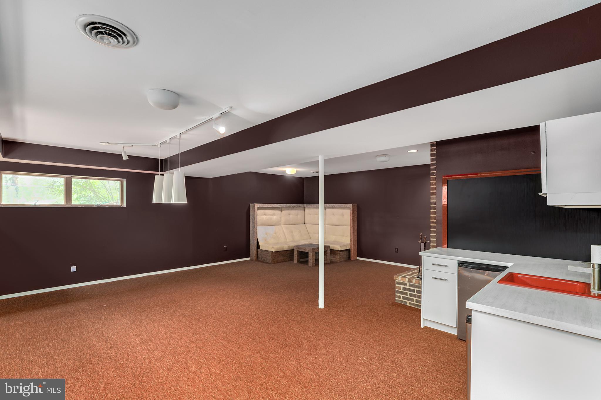 2207 Apple Tree Lane Silver Spring, MD 20905 - Photo 21 of 51