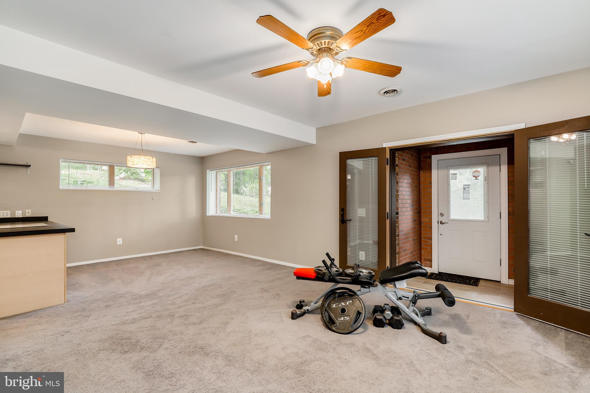 2207 Apple Tree Lane Silver Spring, MD 20905 - Photo 29 of 51