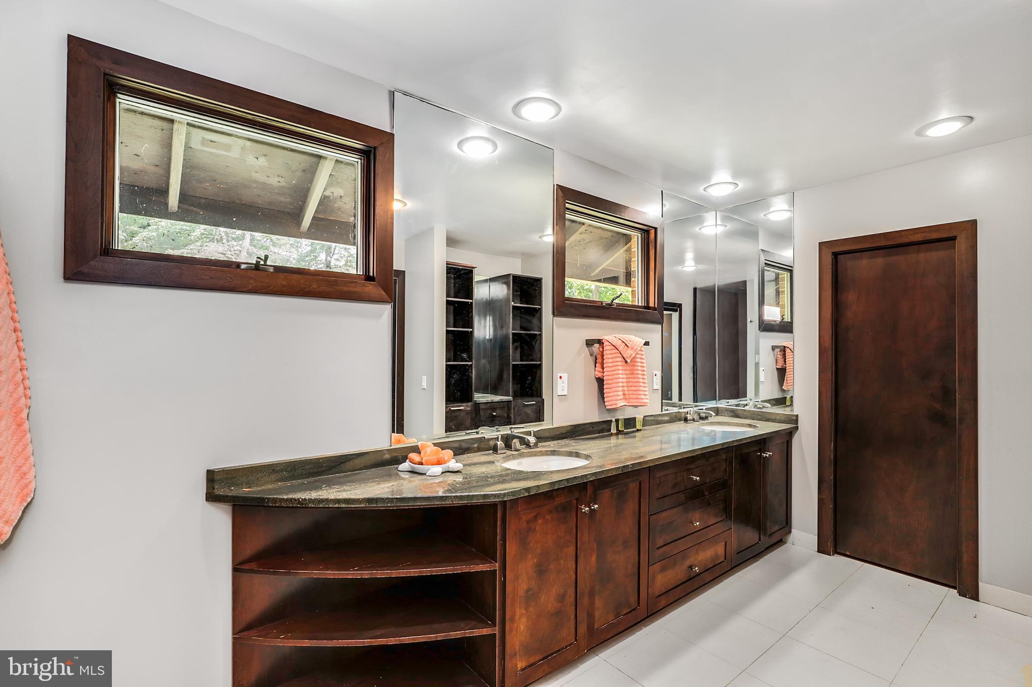 2207 Apple Tree Lane Silver Spring, MD 20905 - Photo 36 of 51