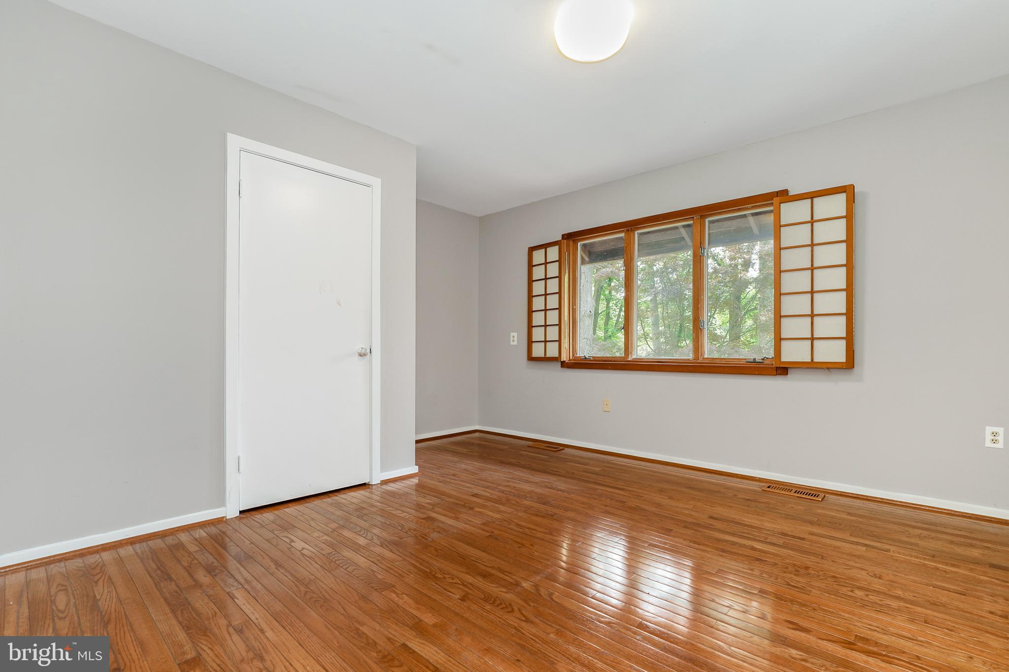 2207 Apple Tree Lane Silver Spring, MD 20905 - Photo 38 of 51