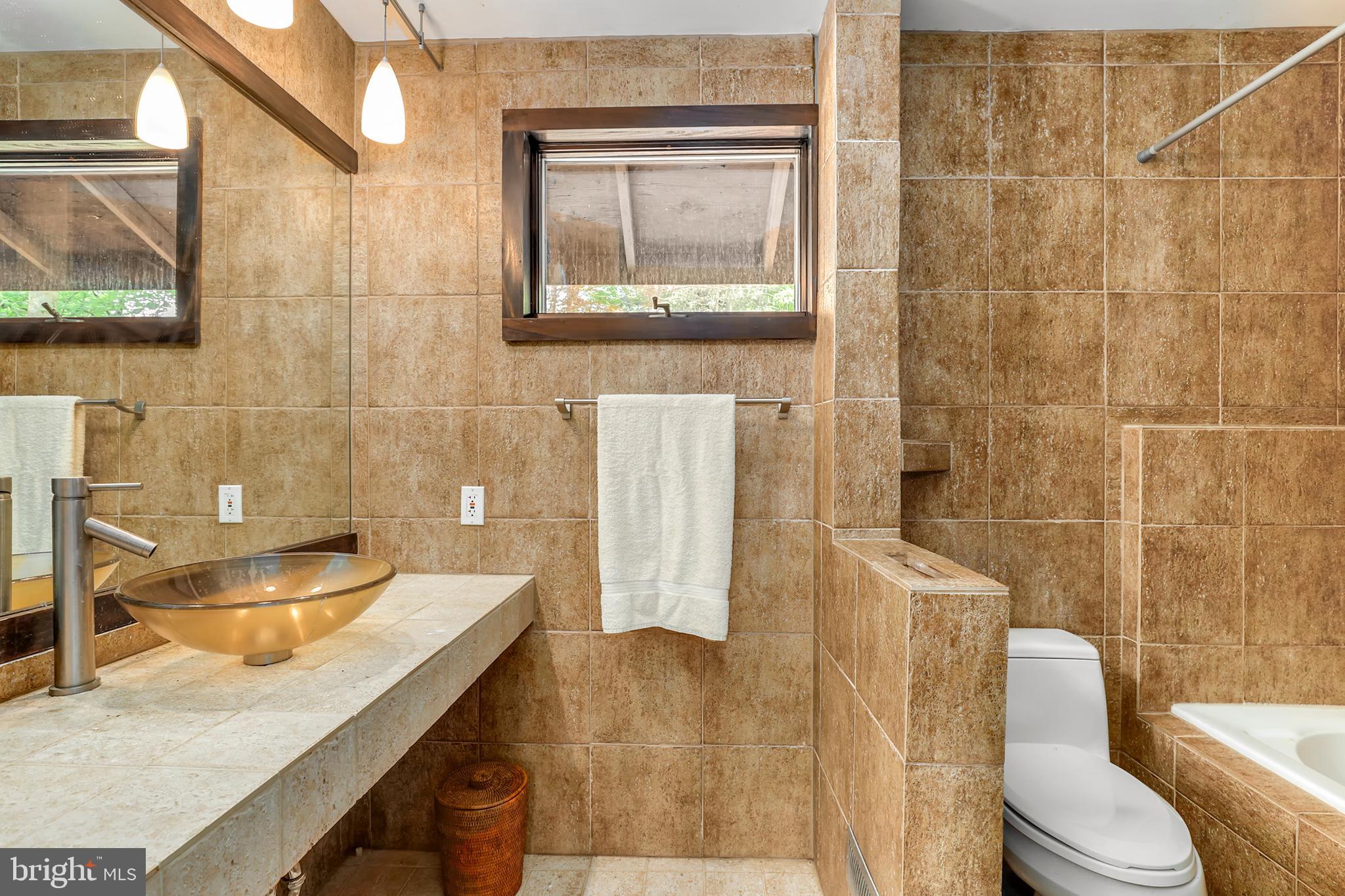 2207 Apple Tree Lane Silver Spring, MD 20905 - Photo 46 of 51