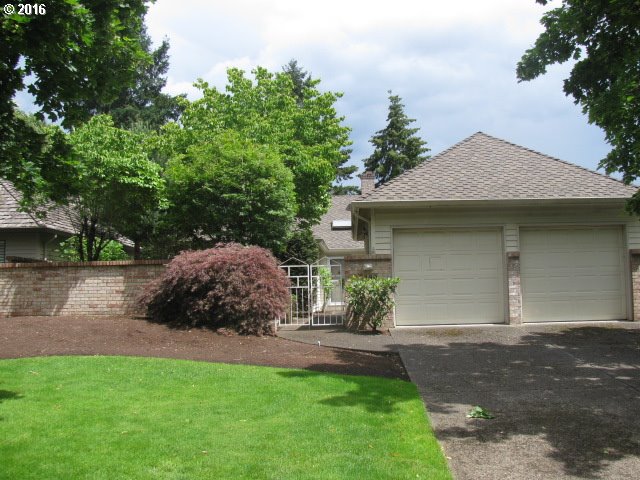 7290 Southwest Lakeside Loop Wilsonville, OR 97070 - Photo 1 of 16 Gallery Image 1