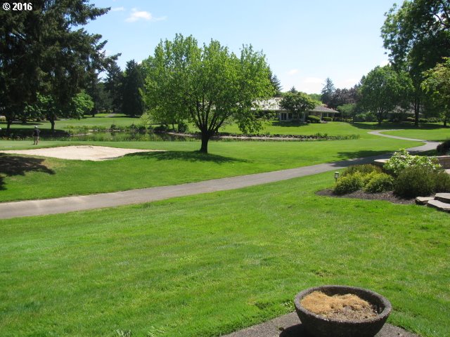 7290 Southwest Lakeside Loop Wilsonville, OR 97070 - Photo 15 of 16 View