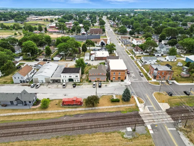 $325,000 | 605 Reed Street, Beecher, IL 60401