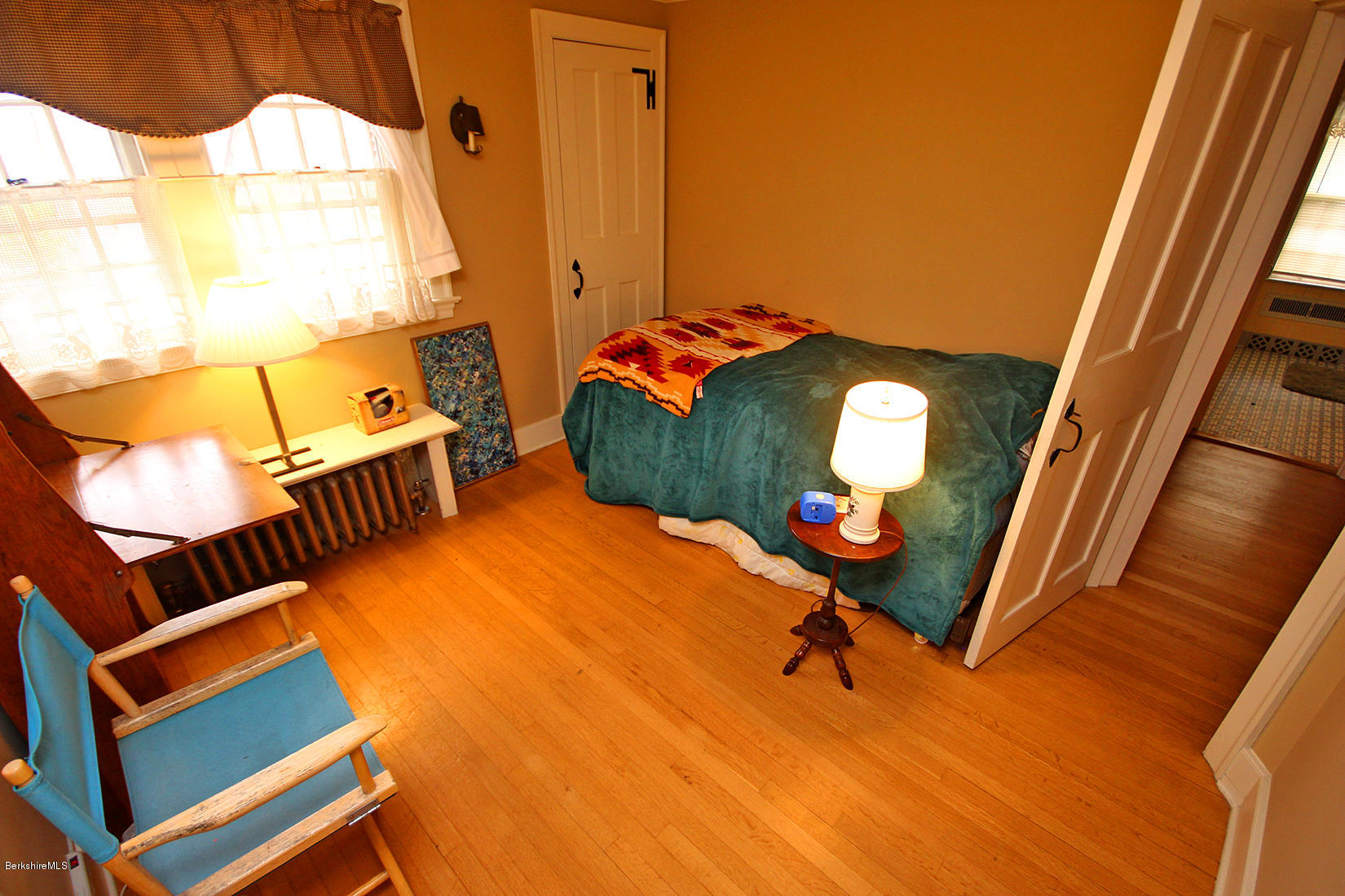 280 Holmes Road Pittsfield, MA 01201 - Photo 22 of 29 GUEST ROOM