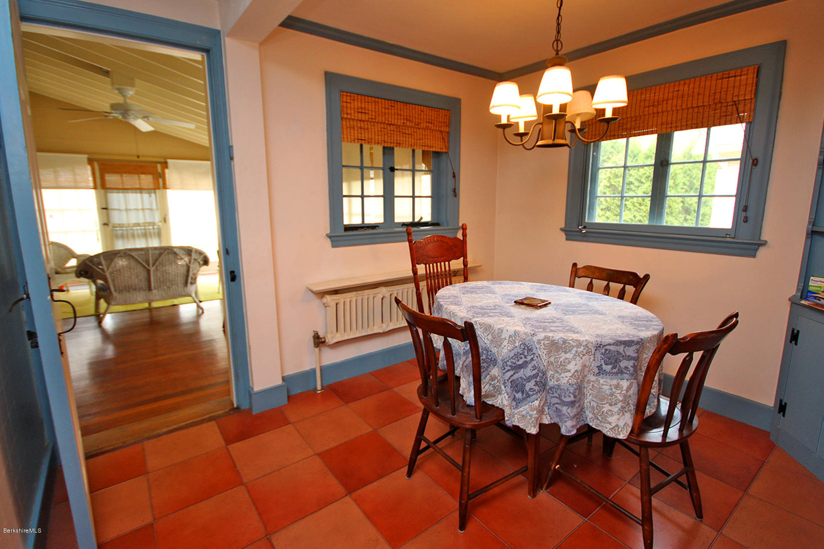 280 Holmes Road Pittsfield, MA 01201 - Photo 7 of 29 EAT-IN KITCHEN