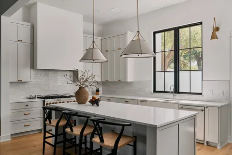 $2,999,950 | 5805 Marilyn Drive, Austin, TX 78757