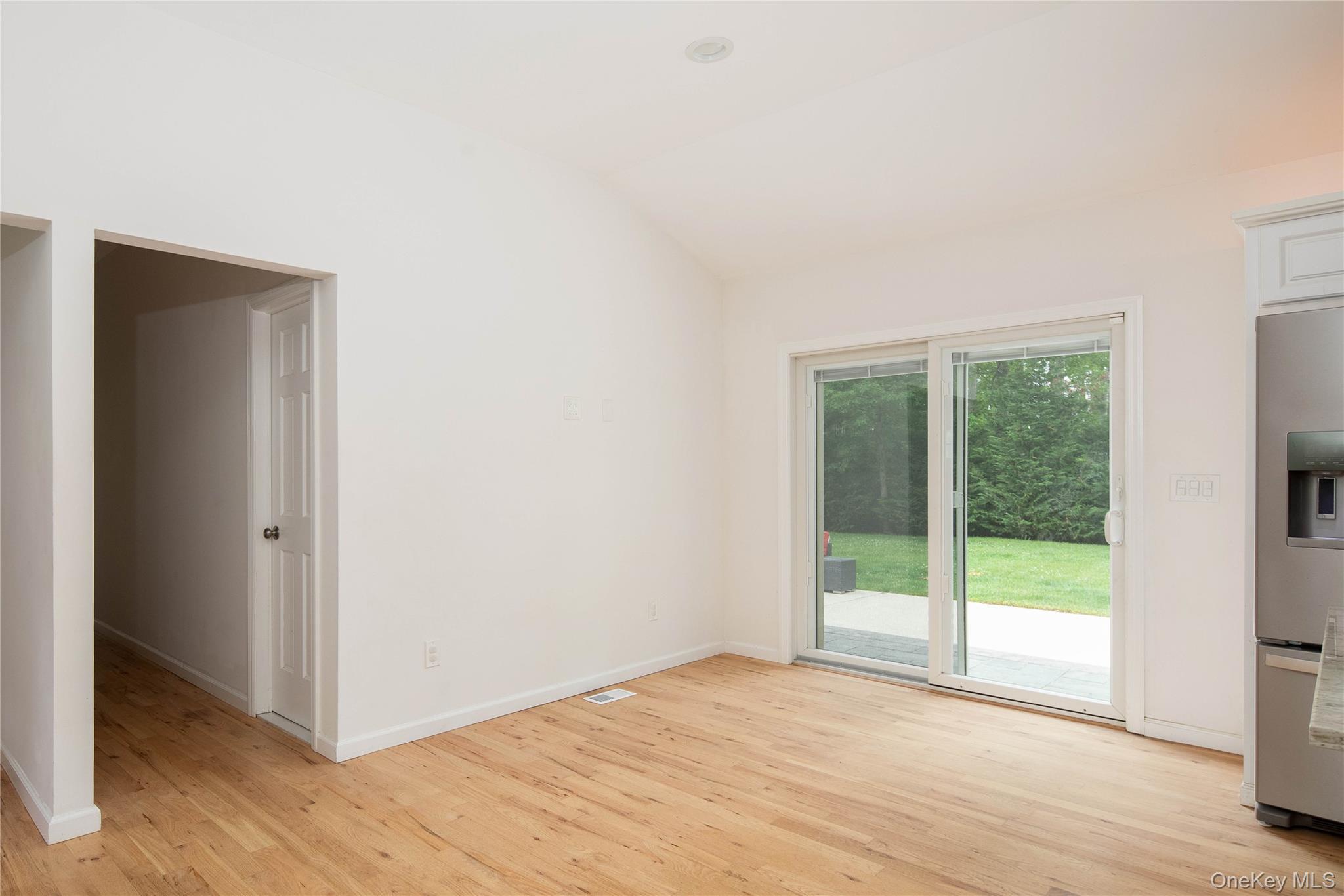 29 Matthews Drive Remsenburg, NY 11960 - Photo 7 of 23