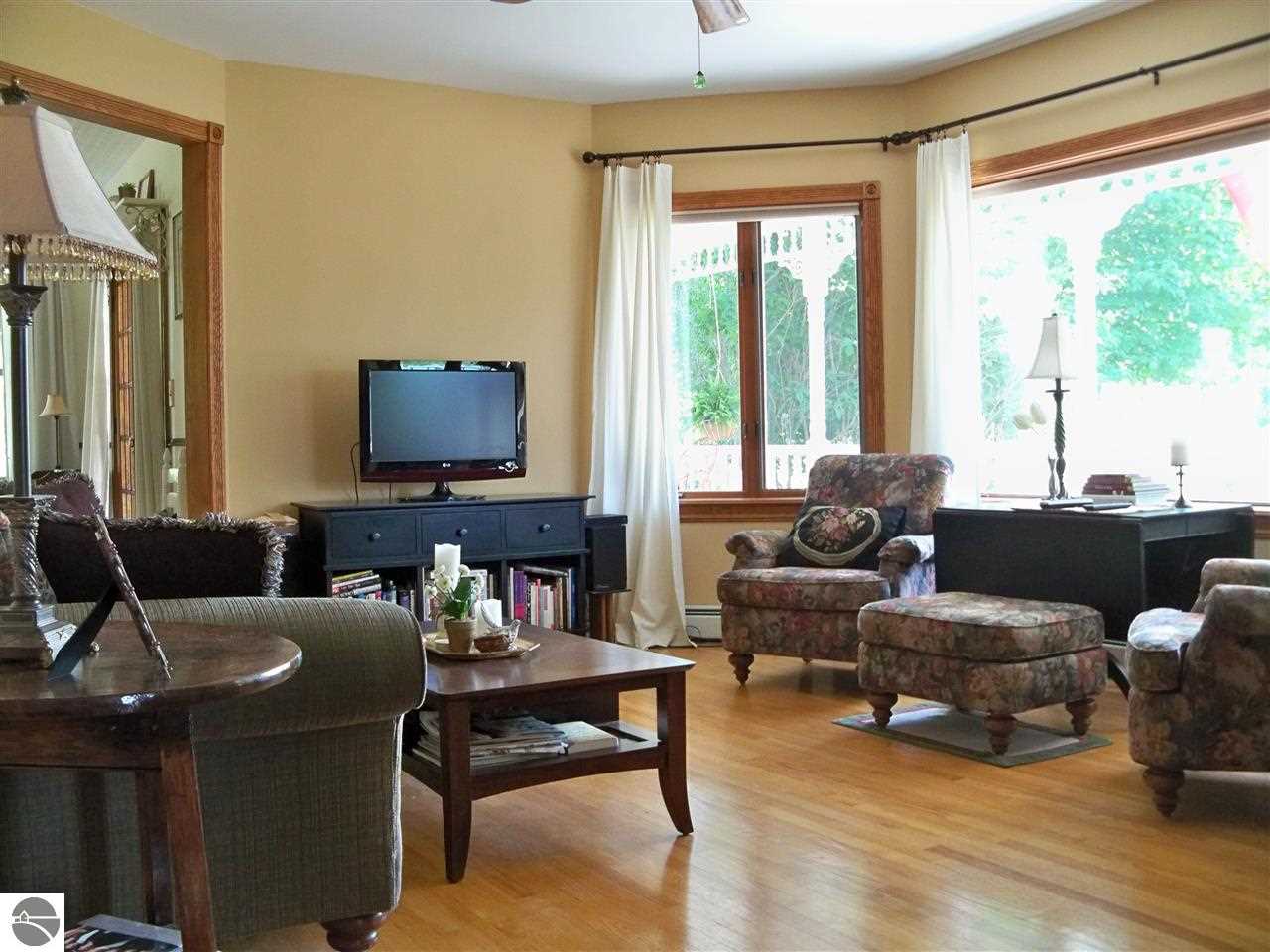 13566 Hedeen Road Traverse City, MI 49686 - Photo 4 of 34 1796156-3.JPG