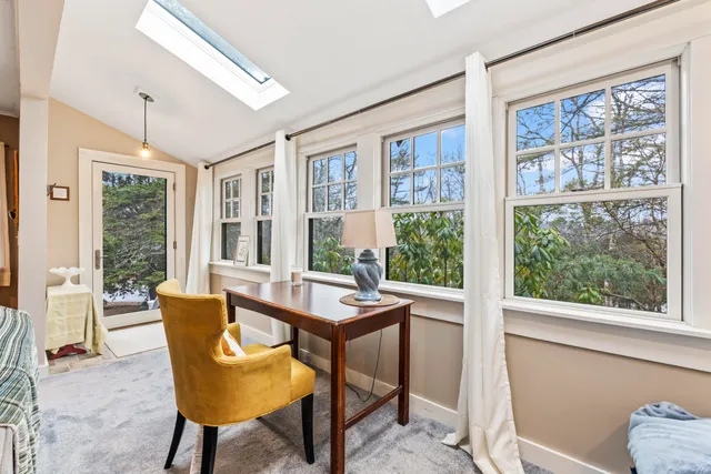 $389,000 | 19 Logan Road, Boothbay Harbor, ME 04575