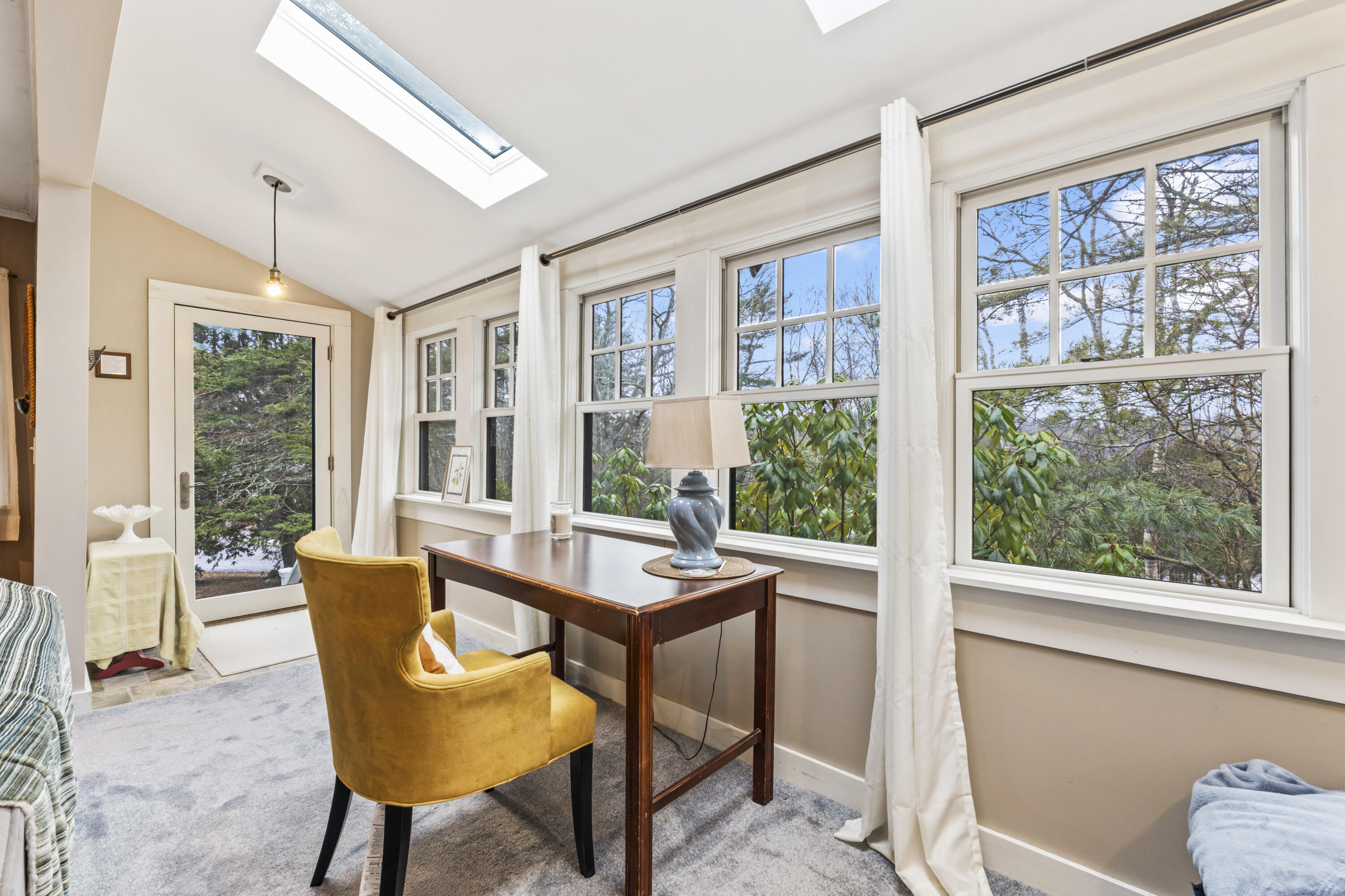 19 Logan Road Boothbay Harbor, ME 04575 - Photo 14 of 43 19 Logan Rd_124