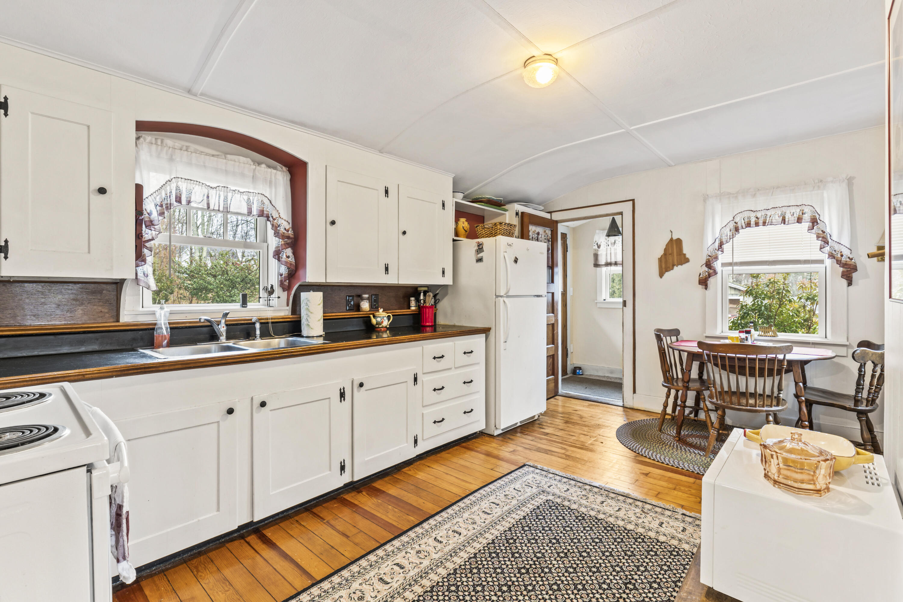 19 Logan Road Boothbay Harbor, ME 04575 - Photo 20 of 43 19 Logan Rd_111