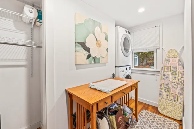 $389,000 | 19 Logan Road, Boothbay Harbor, ME 04575