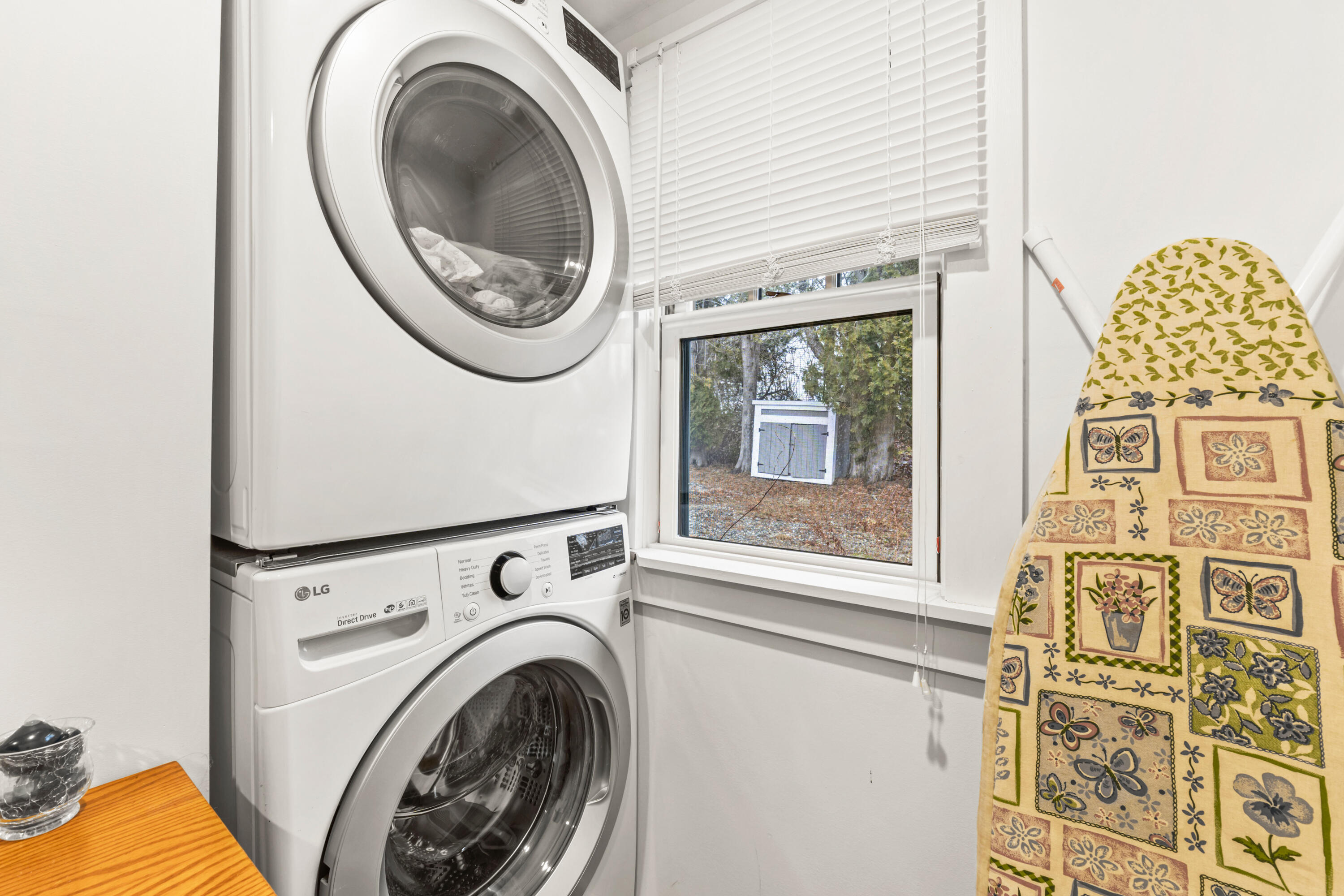 19 Logan Road Boothbay Harbor, ME 04575 - Photo 9 of 43 19 Logan Rd_118