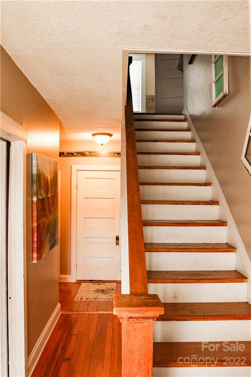 1052 Greenwood Road Spruce Pine, NC 28777 - Photo 20 of 43 a view of entryway