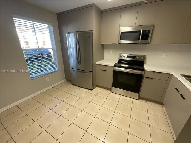 $2,900 | 3023 Southwest 129th Terrace, Unit 155, Miramar, FL 33027