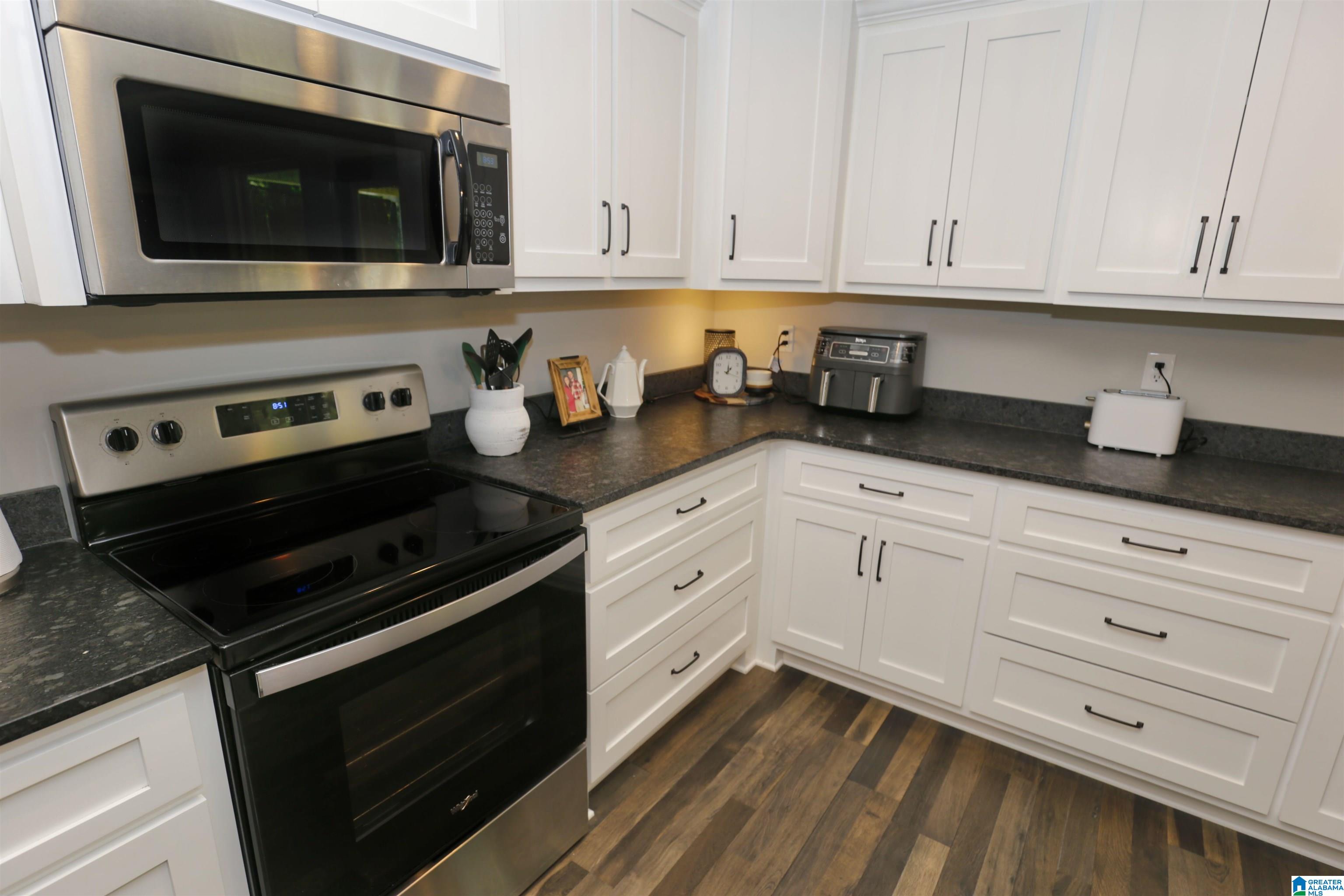 2655 Reeves Street Gadsden, AL 35903 - Photo 8 of 36