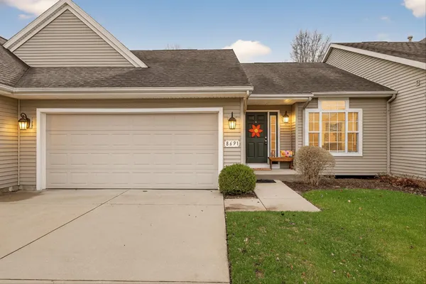 $350,000 | 8691 Oakland Hills Circle, Unit 2, Portage, MI 49024
