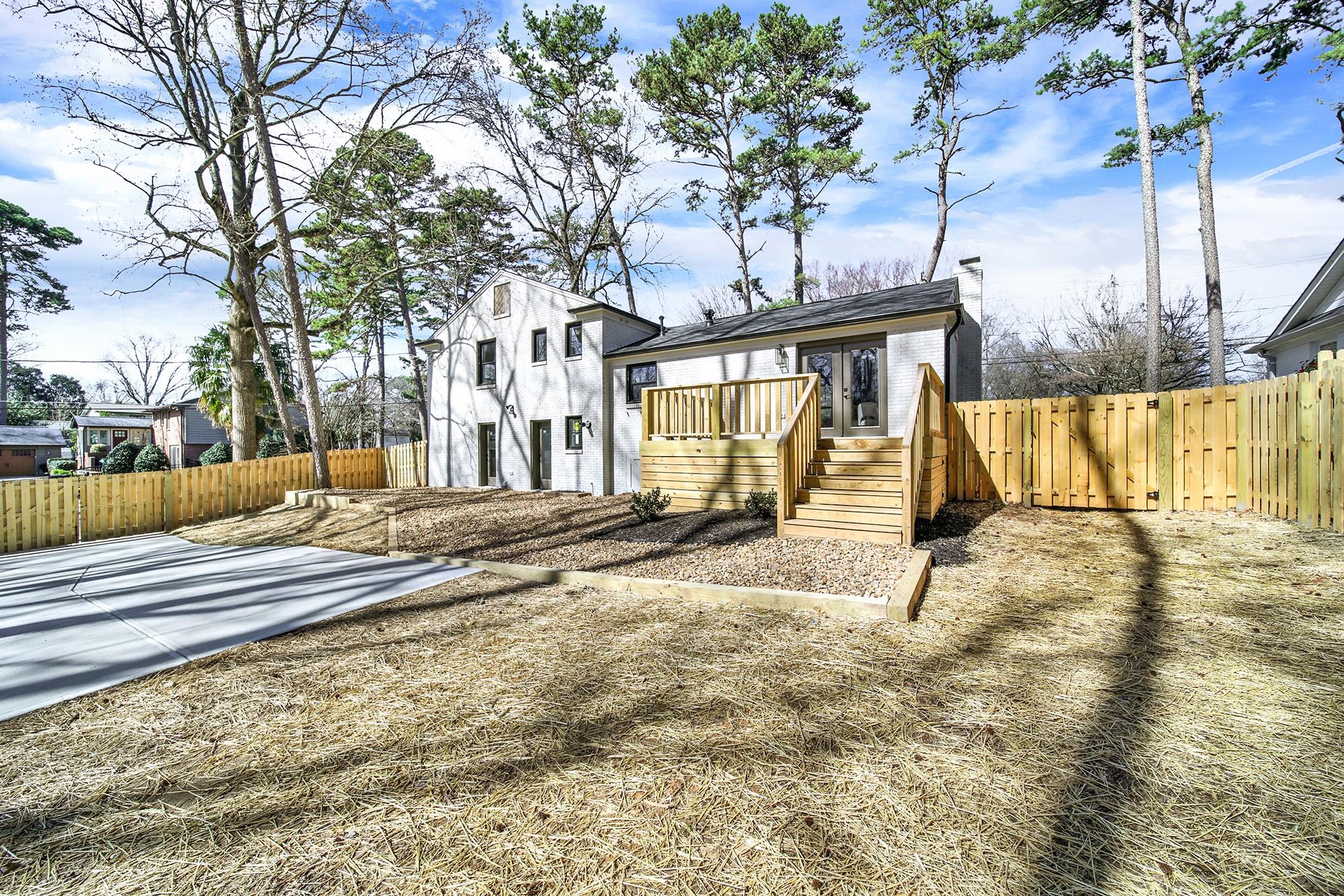 3900 Sulkirk Road Charlotte, NC 28210 - Photo 36 of 39 Gallery Image 36