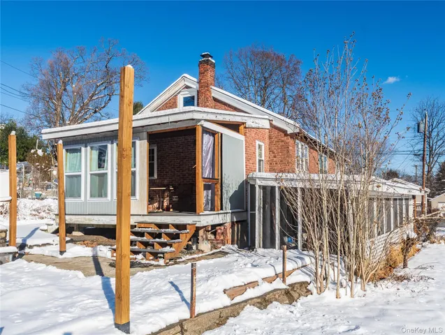$335,000 | 111 North Pierpont Avenue, Newburgh, NY 12550