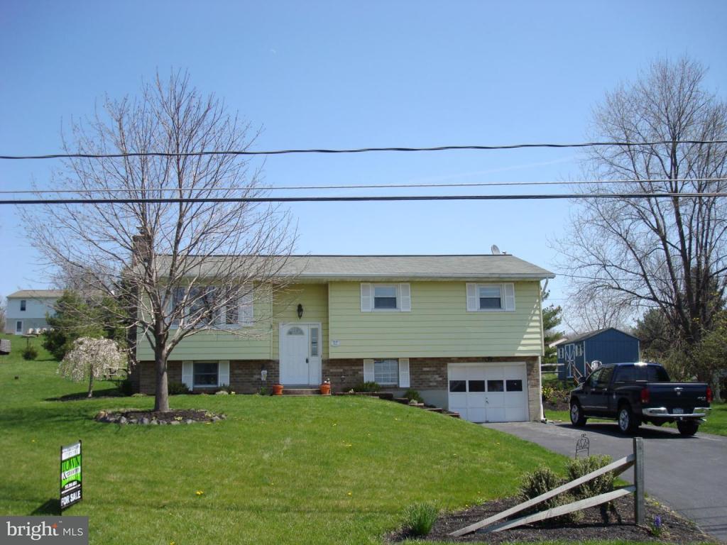 4677 Bossler Road Elizabethtown, PA 17022 - Photo 1 of 3 Gallery Image 1
