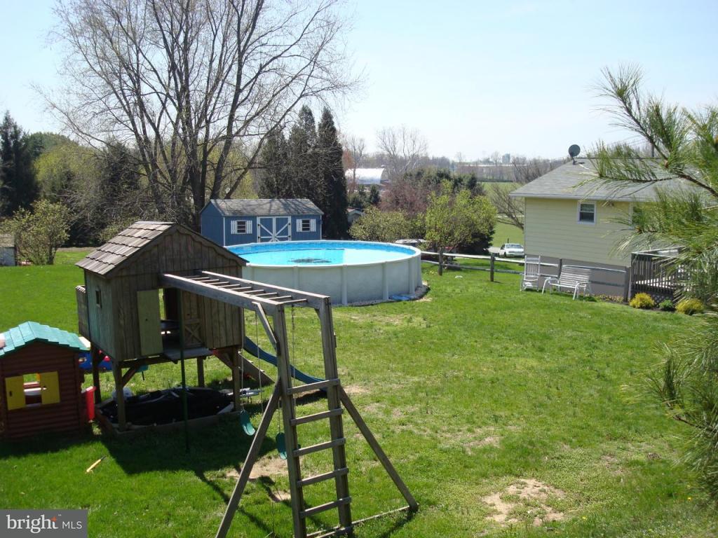 4677 Bossler Road Elizabethtown, PA 17022 - Photo 3 of 3 Gallery Image 3