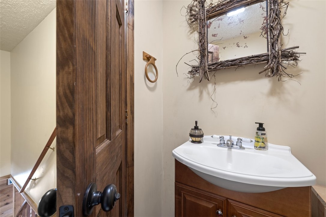 105 North Arrowhead Drive Westminster, SC 29693 - Photo 15 of 34