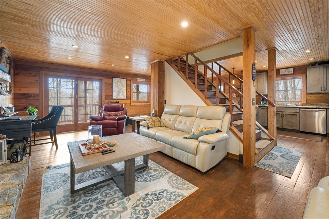 105 North Arrowhead Drive Westminster, SC 29693 - Photo 6 of 34