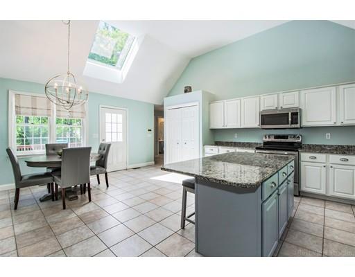 84 Sugar Road Bolton, MA 01740 - Photo 11 of 30