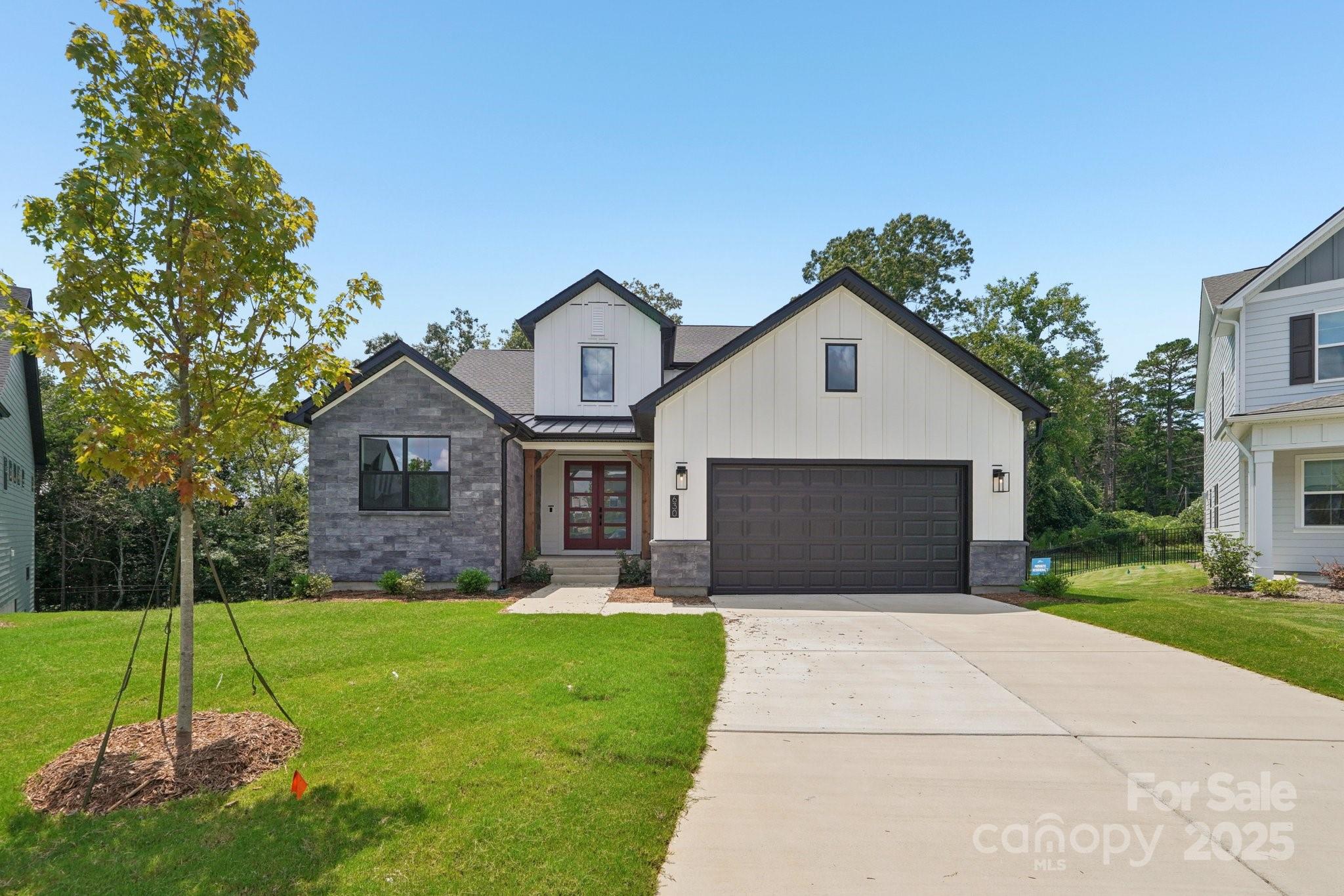 630 Hyder Trail Tega Cay, SC 29708 - Photo 2 of 26