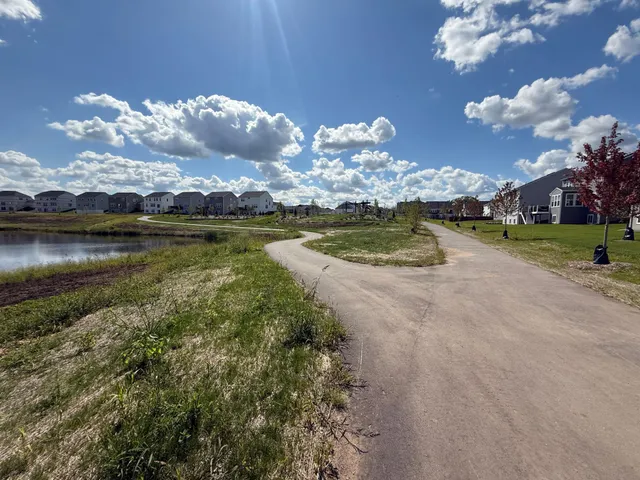 $569,990 | 1533 149th Street West, Rosemount, MN 55068