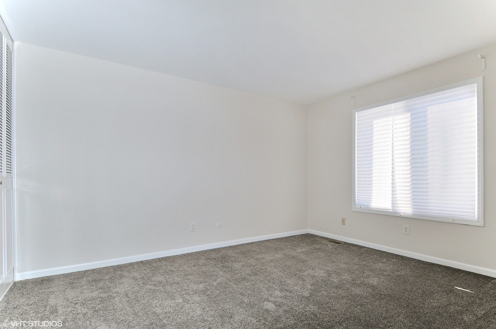 77 Ingleshire Road Montgomery, IL 60538 - Photo 7 of 10 Gallery Image 7