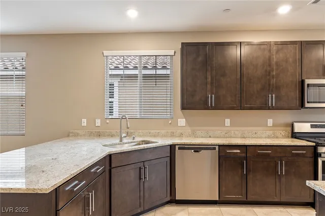 $2,295 | 2698 Frabiele Street, Henderson, NV 89044