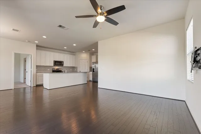 $2,090 | 6312 Routenburn Street, Austin, TX 78754