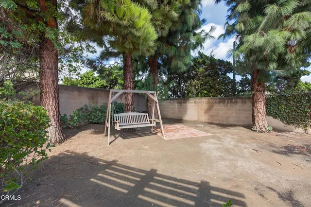 $1,069,000 | 814 Danbury Court, Ventura, CA 93004