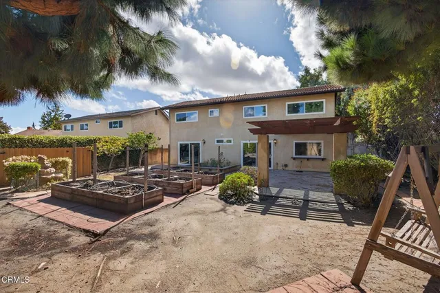 $1,069,000 | 814 Danbury Court, Ventura, CA 93004