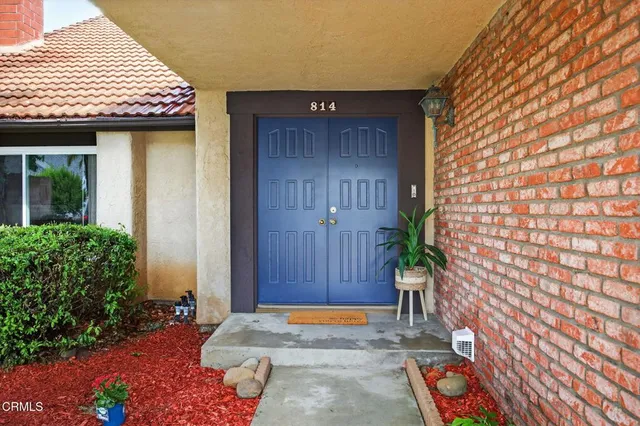 $1,069,000 | 814 Danbury Court, Ventura, CA 93004