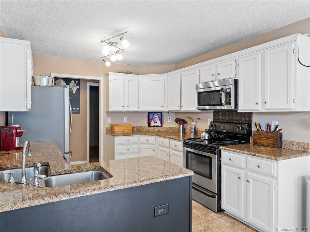 12518 Newstead Road Huntersville, NC 28078 - Photo 11 of 37