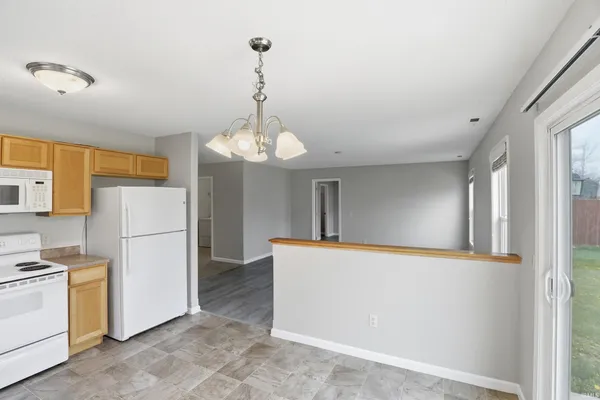 $239,900 | 1924 Black Bear Drive, Fort Wayne, IN 46808