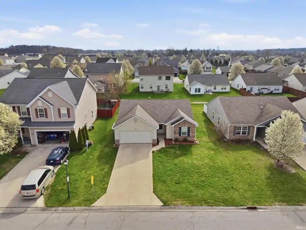 $239,900 | 1924 Black Bear Drive, Fort Wayne, IN 46808