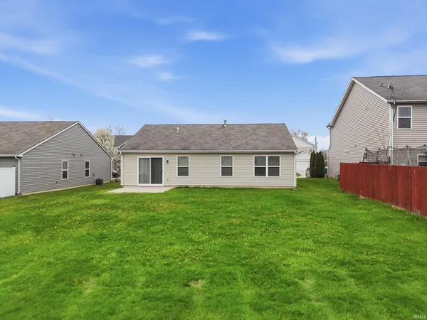 $239,900 | 1924 Black Bear Drive, Fort Wayne, IN 46808