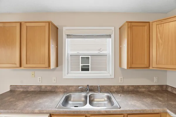 $239,900 | 1924 Black Bear Drive, Fort Wayne, IN 46808