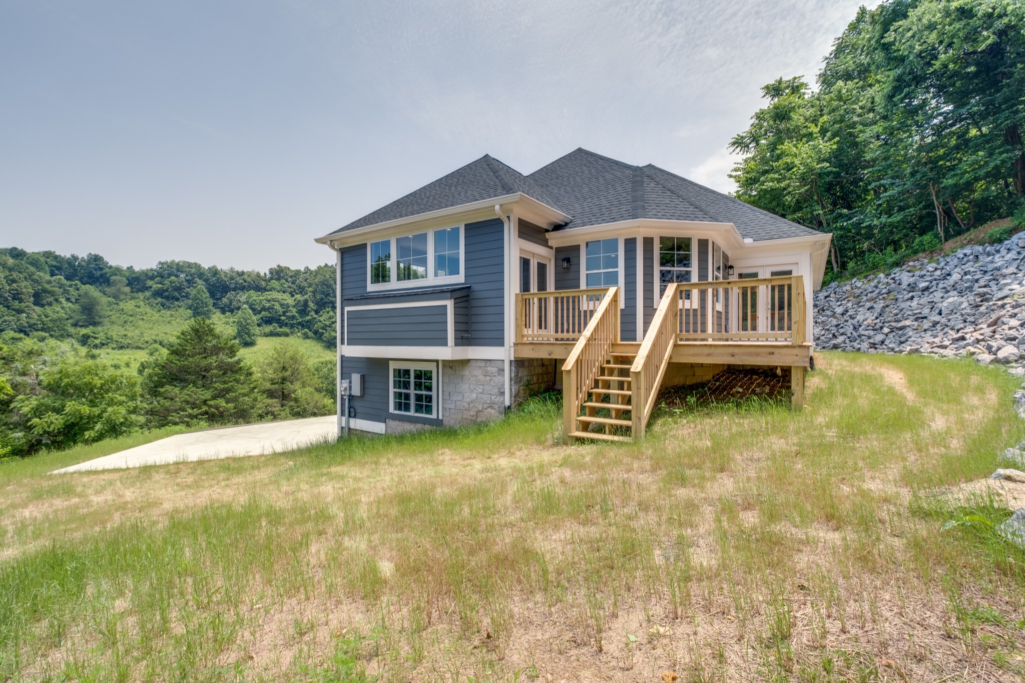 5411 Gossburg Road Beechgrove, TN 37018 - Photo 31 of 41 Plenty of space to entertain!
