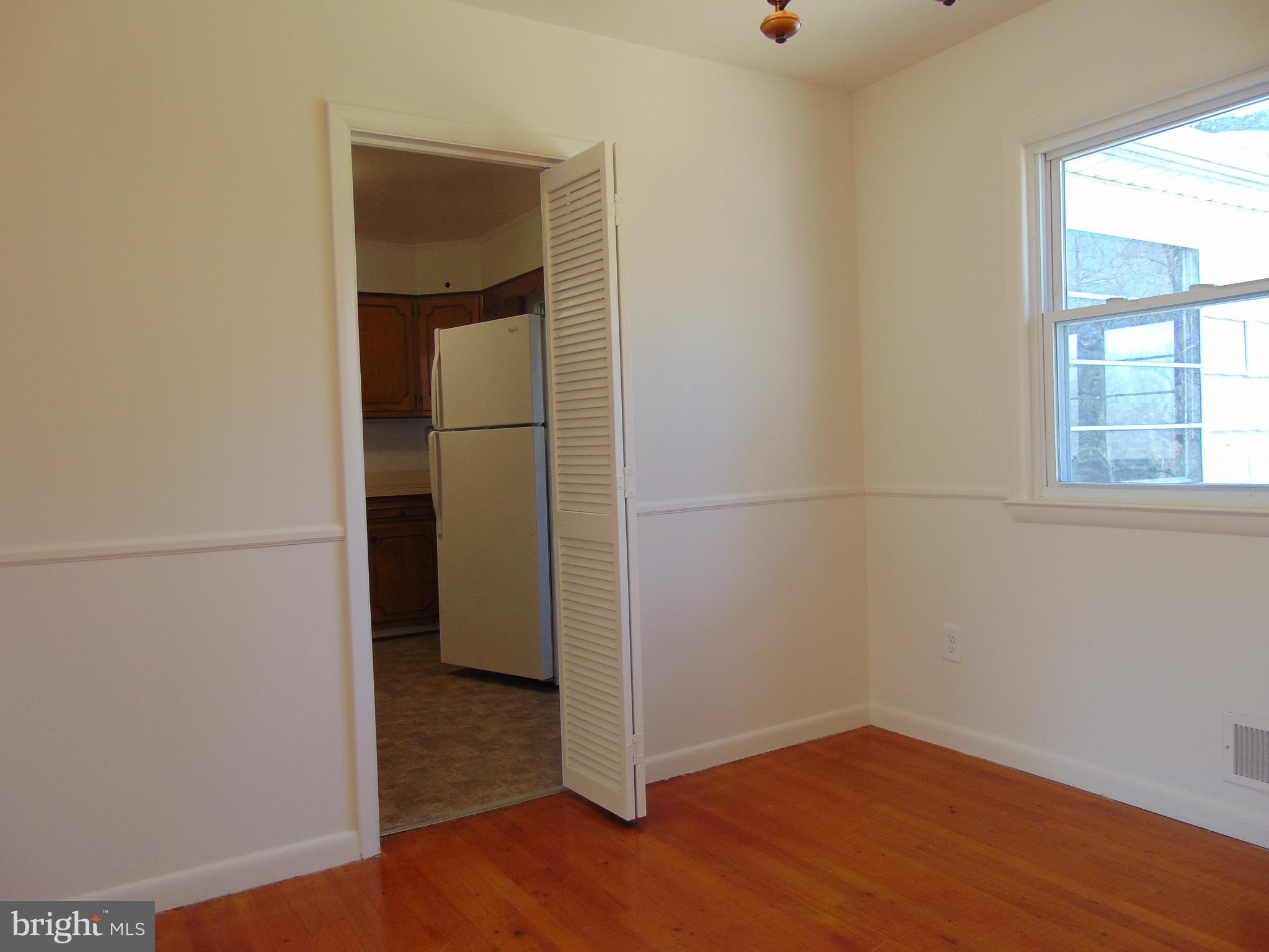 760 Hawthorne Road Linthicum Heights, MD 21090 - Photo 33 of 82 Looking into kitchen from dining room.