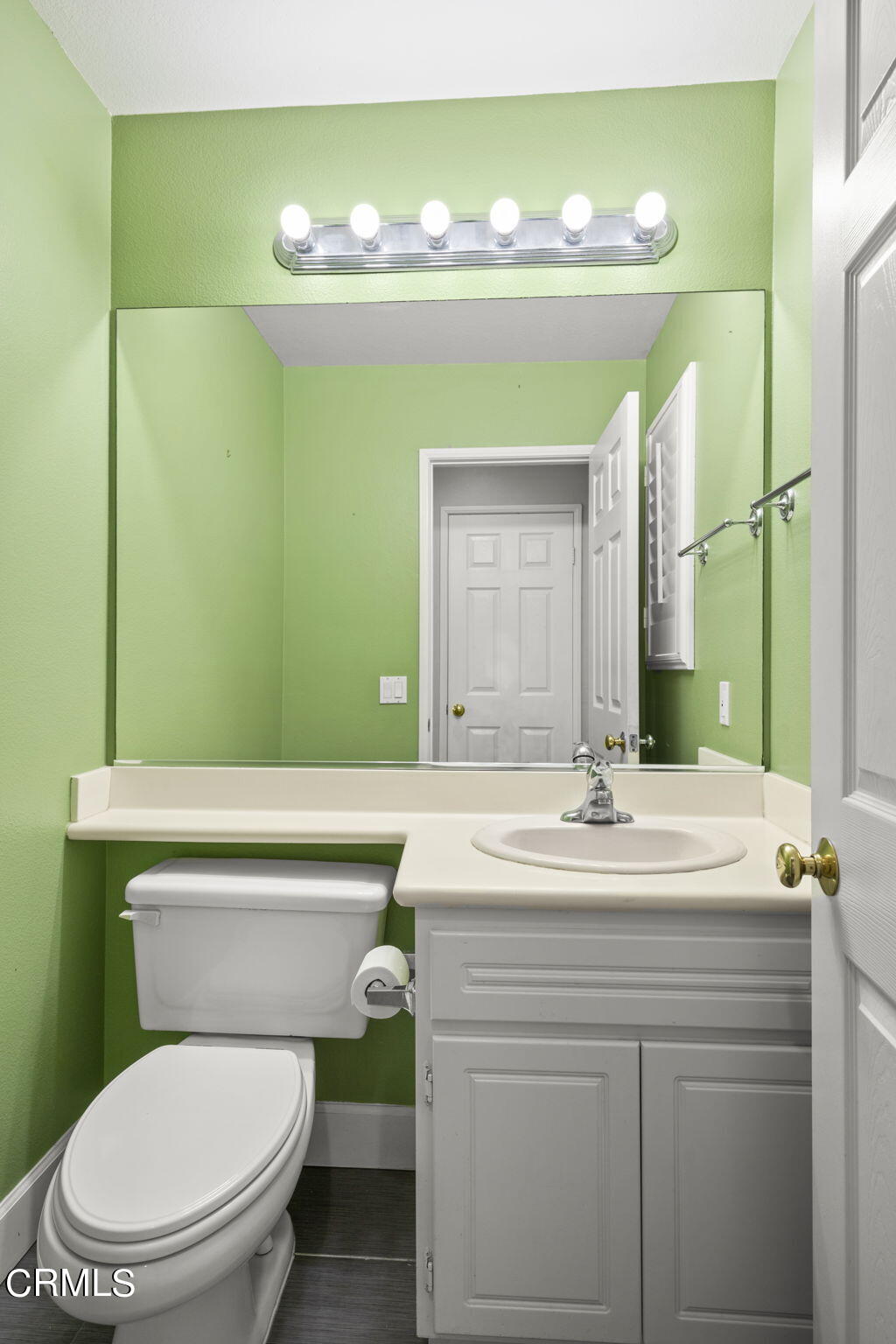 2150 Posada Drive Oxnard, CA 93030 - Photo 22 of 41 main floor bathroom