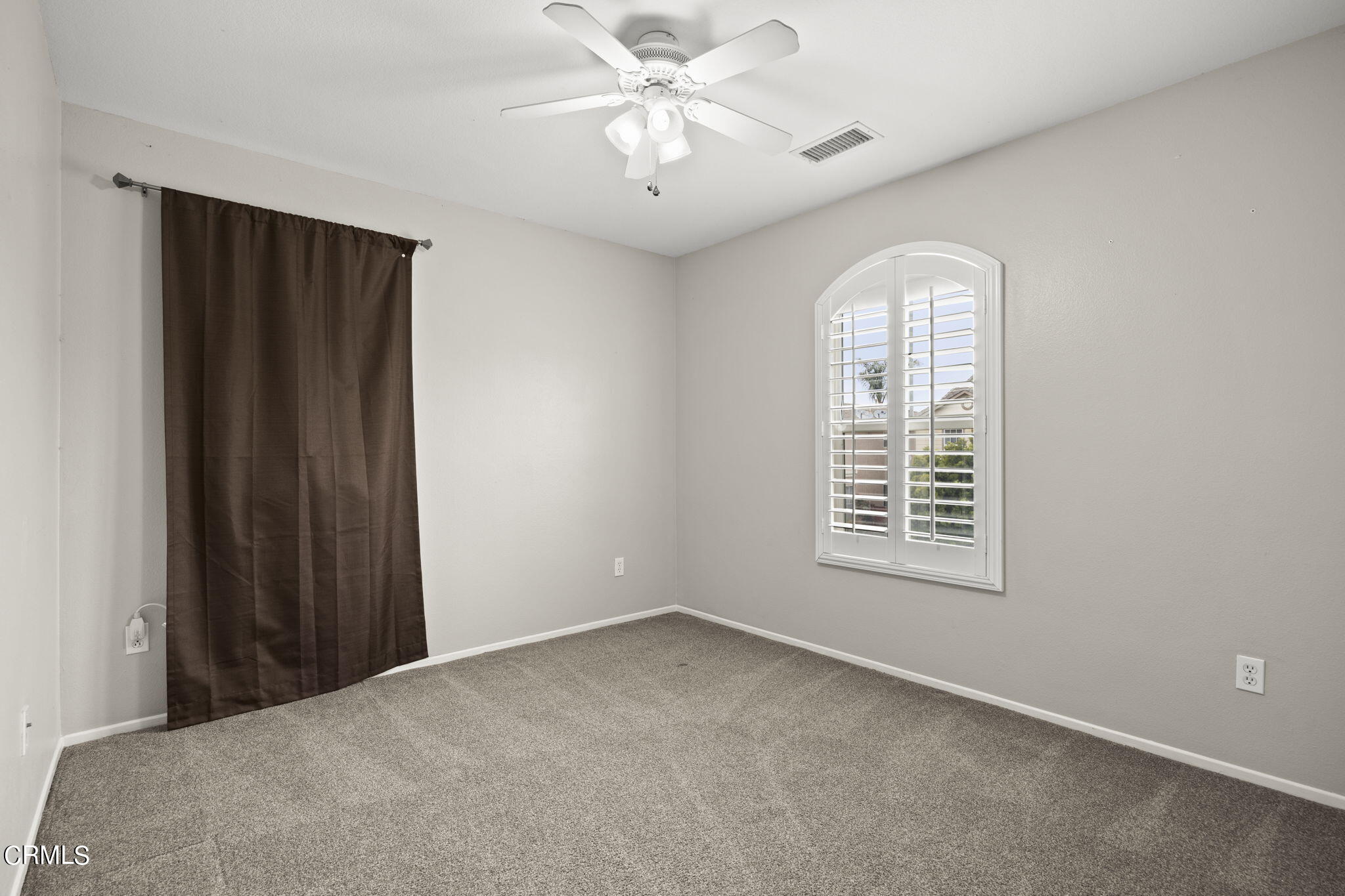 2150 Posada Drive Oxnard, CA 93030 - Photo 33 of 41 3rd bedroom