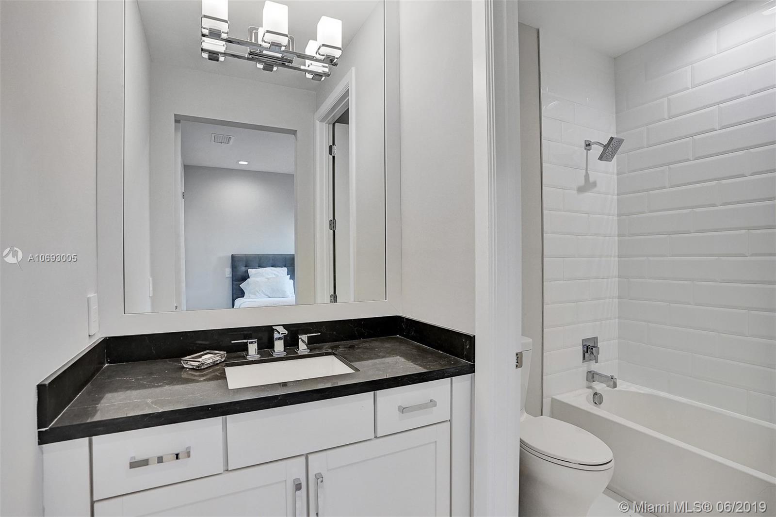 17591 Cadena Drive Boca Raton, FL 33496 - Photo 41 of 56 JACK & JILL BATHROOM