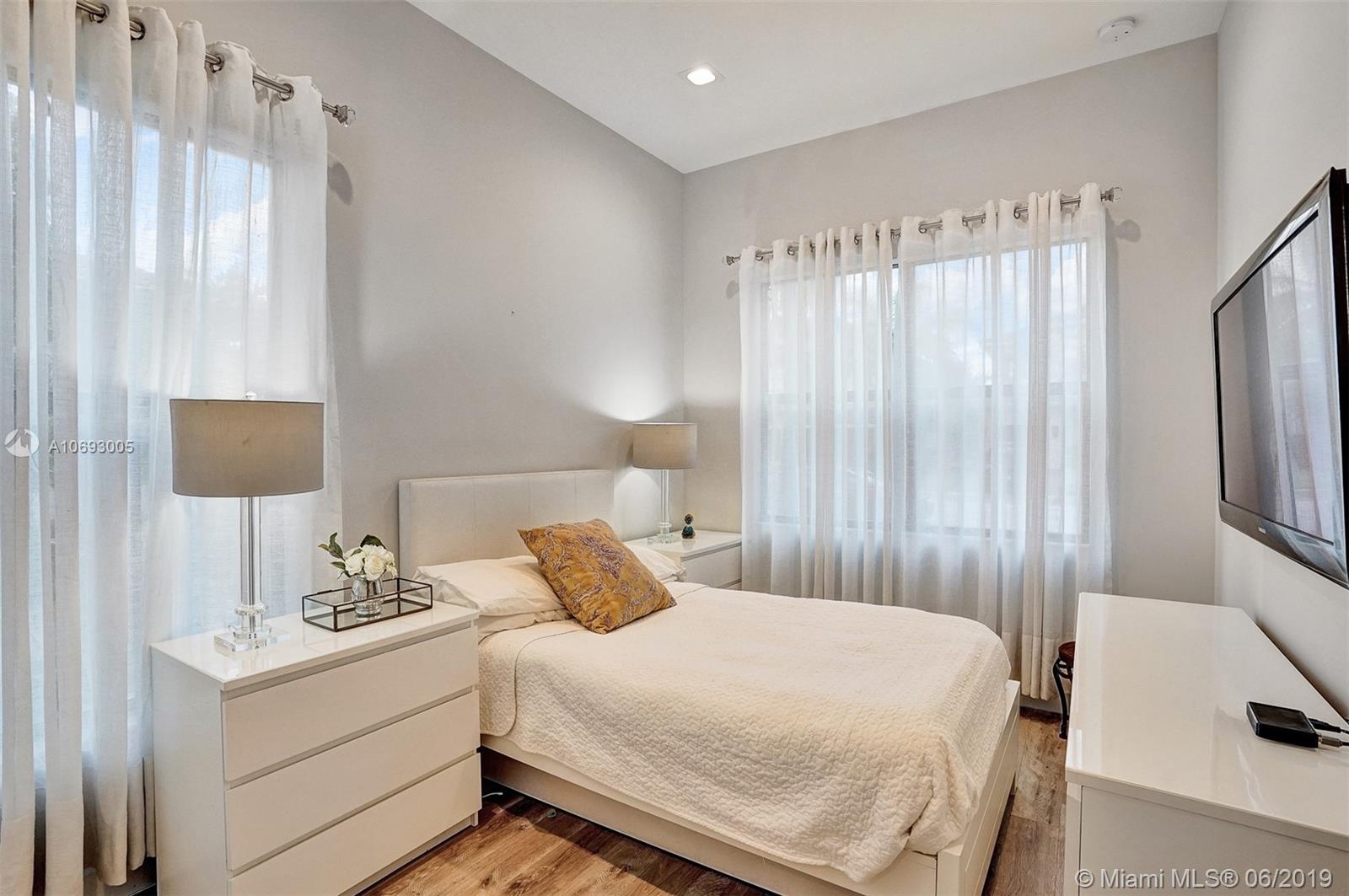 17591 Cadena Drive Boca Raton, FL 33496 - Photo 53 of 56 IN-LAW QUARTER BEDROOM