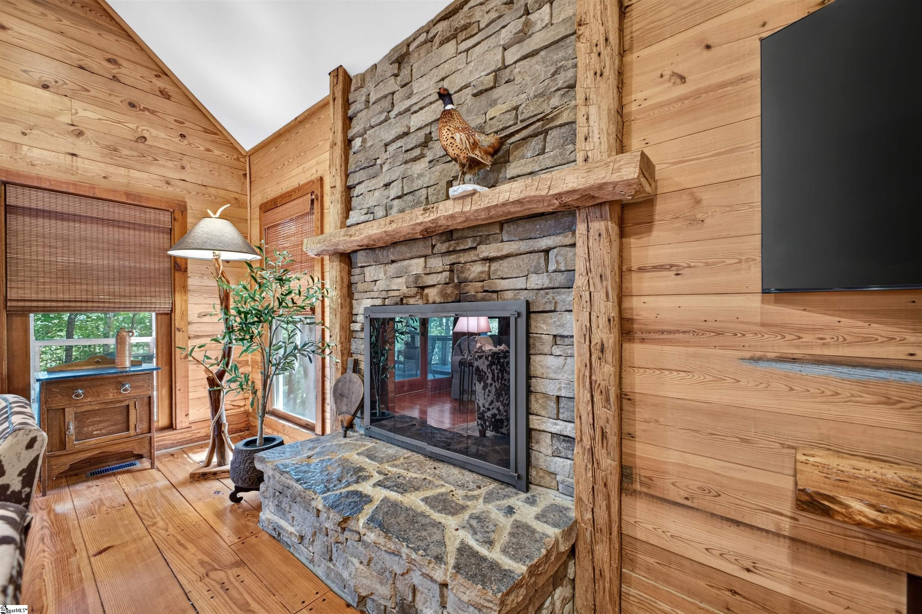160 Duffs Mountain Road Marietta, SC 29661 - Photo 18 of 44 Gallery Image 18
