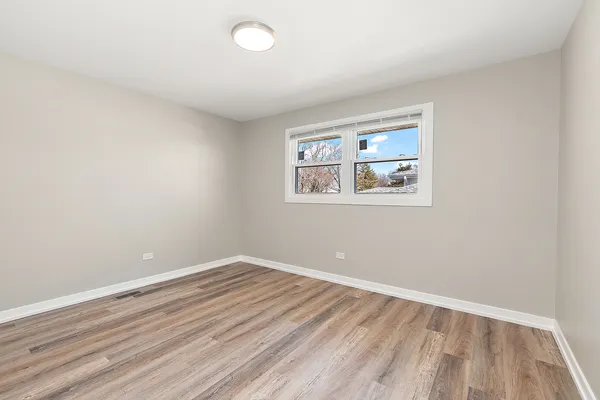 $3,500 | 9313 West 147th Street, Orland Park, IL 60462